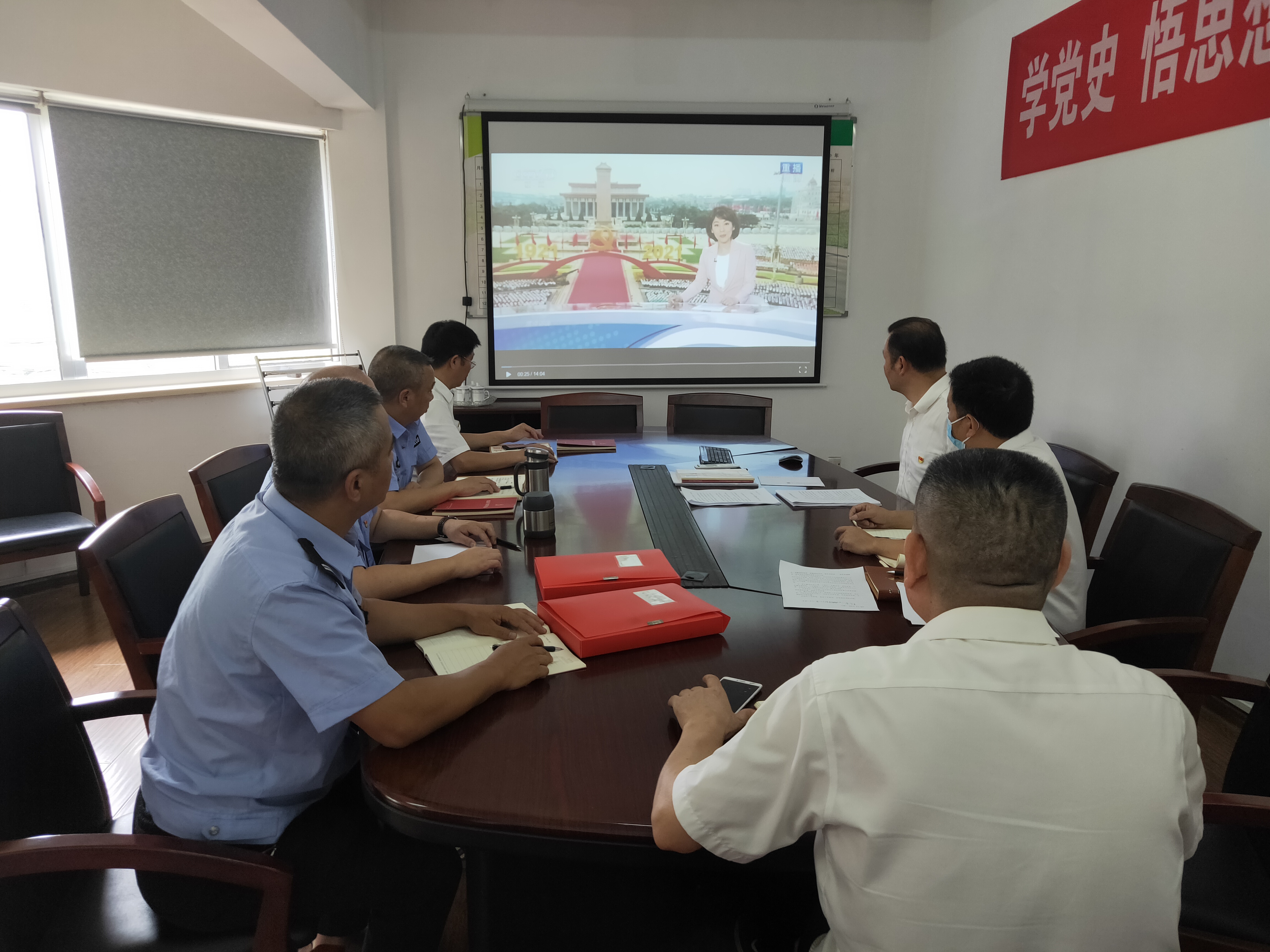 1627372203130234.jpg 學習習近平在中國共產黨建黨100周年慶祝大會講話精神林玲攝.jpg