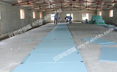 正大集團(tuán)發(fā)熱電纜豬舍養(yǎng)殖保溫(二期)(圖4)